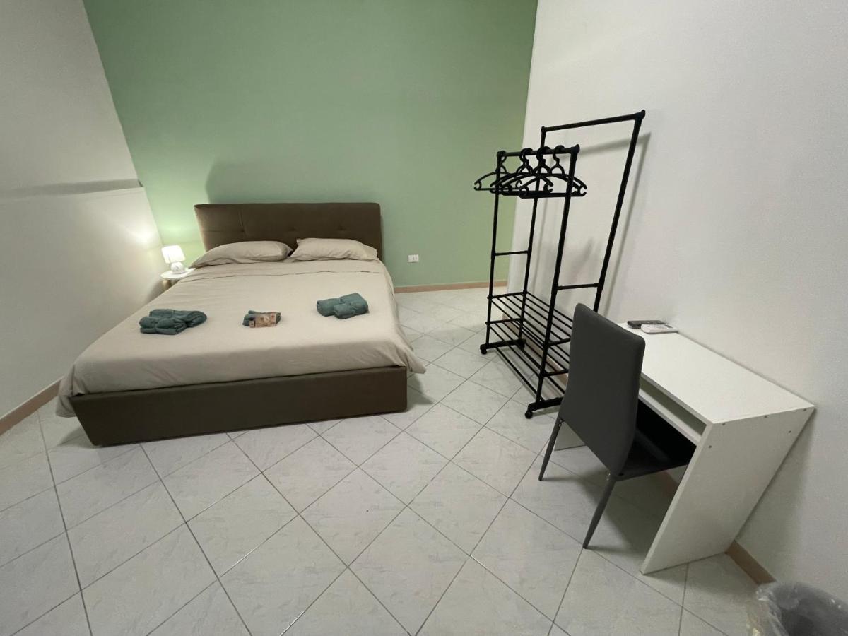 Lavica Airport Bed and breakfast *